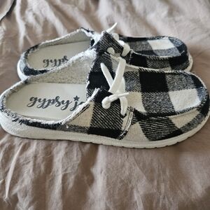 Gypsy Jazz Black Buffalo Plaid Slip On Shoes Size 7